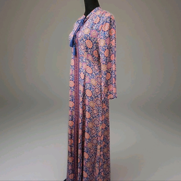 Beautiful Vibrant Multicolor Lace-Up Dress-NWOT-Size Medium - Picture 9 of 16